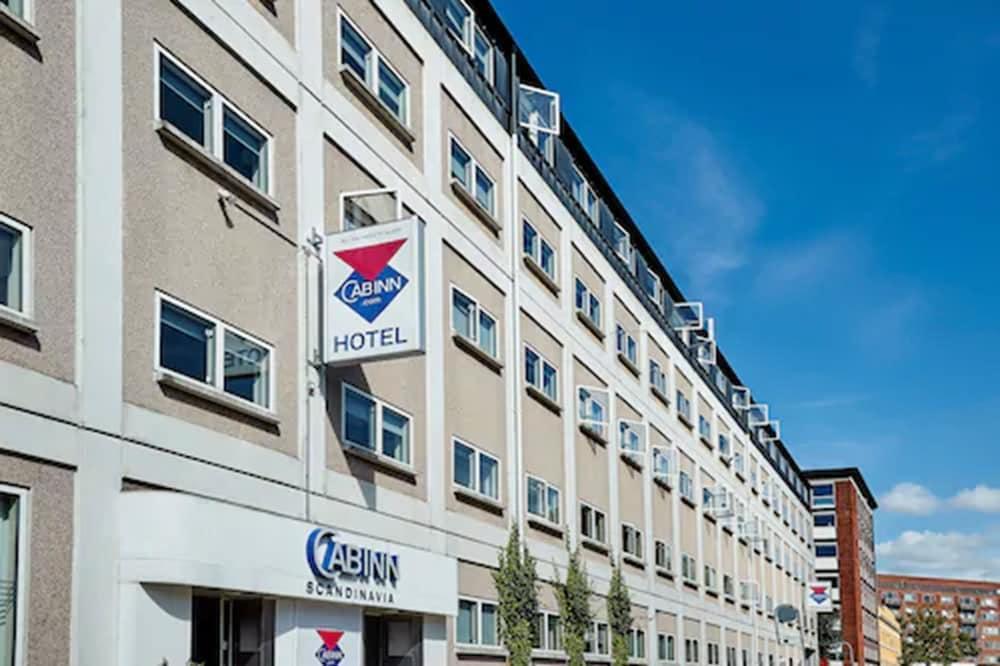 Scandinavia Hotel 2*