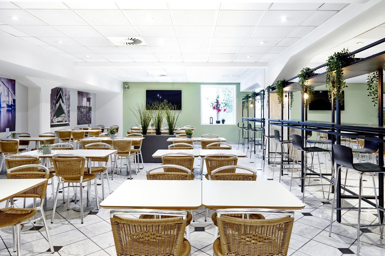 Scandinavia Hotel 2*